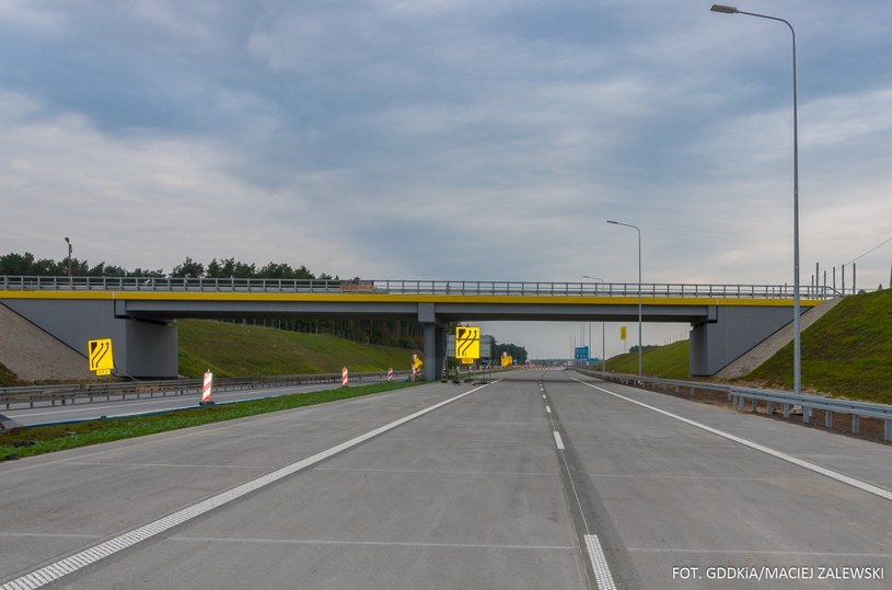 A1 w okolicy węzła Tuszyn, od 19 listopada kierowcy będą mieć do dyspozycji dwie jezdnie /Informacja prasowa