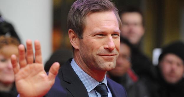 Aaron Eckhart pozdrawia swych fanów, fot. Stuart C. Wilson /Getty Images/Flash Press Media