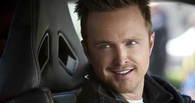 Aaron Paul w scenie z filmu "Need for Speed" /materiały dystrybutora