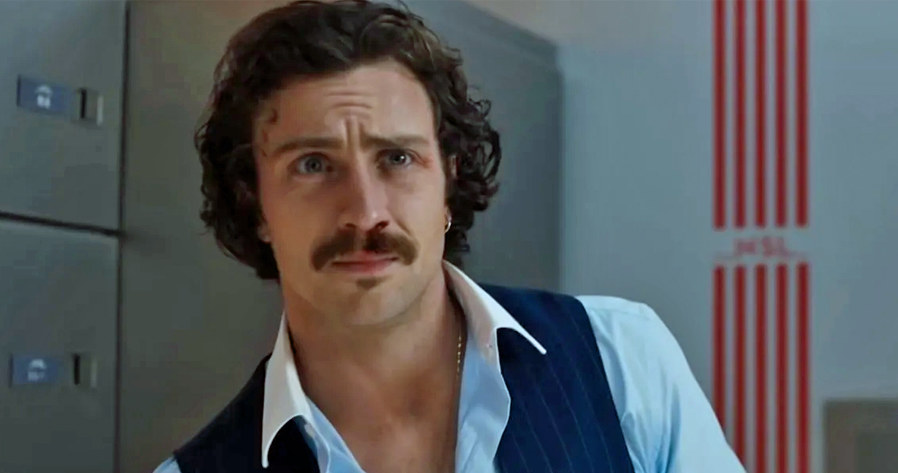 Aaron Taylor-Johnson w scenie z "Bullet Train" /materiały prasowe