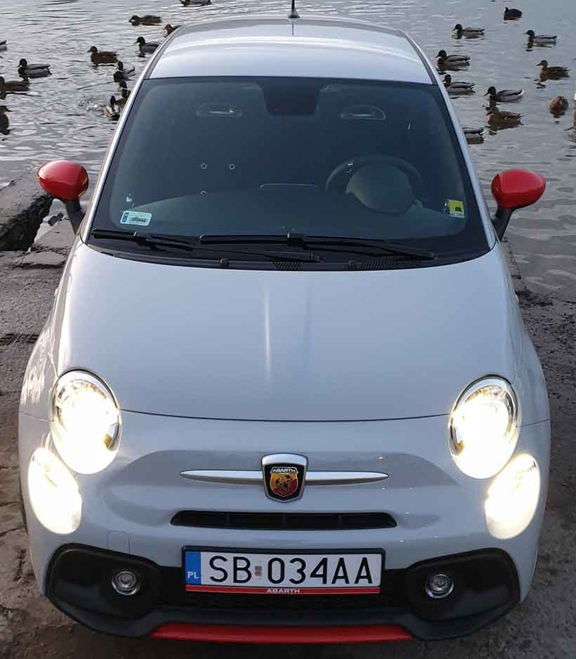 Abarth 595 Pista maluch z wyścigowym rodowodem