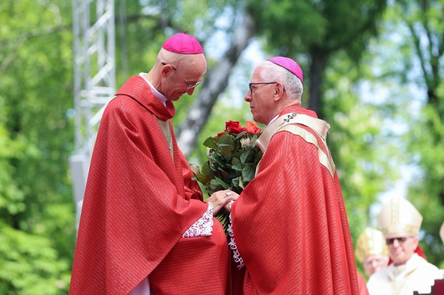 Abp Adrian Galbas i abp Wiktor Skworc /Zbigniew Meissner /PAP