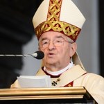 Abp Głódź: Kościół nie wyciąga ręki po władzę
