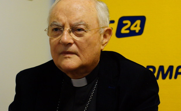 Abp Henryk Hoser: Pigułka "dzień po" powinna być na receptę