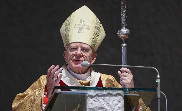 Abp Jędraszewski krytykuje świąteczne plakaty z Warszawy. „Nowa fala ateizacji”