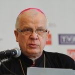 Abp Józef Michalik prosi papieża o przyjęcie rezygnacji