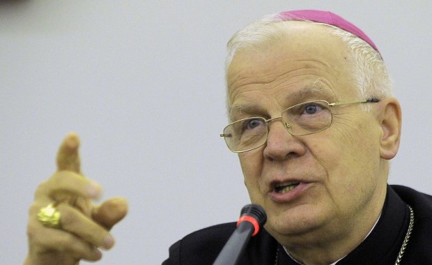 Abp Józef Michalik trafił do szpitala. Nagła operacja