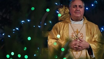 Abp Pennacchio: Na ojcach ciąży odpowiedzialność za jakość życia dzieci