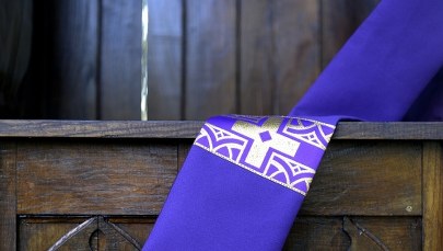 Abp przyznał się do nieprawidłowości ws. księży pedofilów. "Błędy w zarządzaniu i nominacji"