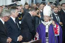 Abp Sławoj Leszek Głódź. Prezydent odbierze duchownemu stopień generalski? Znamy stanowisko Pałacu