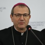 Abp Wojda: Przyjmuję wolę biskupów jako ogromny kredyt zaufania 