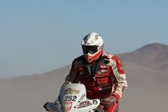 Abu Dhabi Desert Challenge 2010: Rafał Sonik czwarty na mecie I rundy MŚ