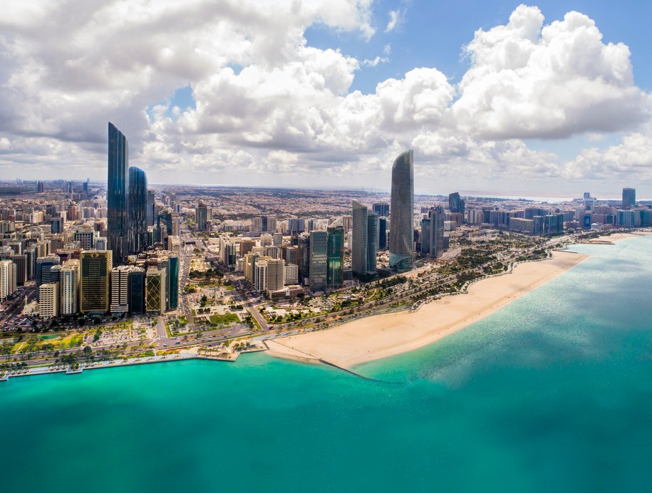 Abu Zabi - stolica Zjednoczonych Emiratów Arabskich /Shutterstock