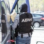 ABW zatrzymała na Okęciu szefa grupy wyłudzającej VAT w ramach mafii paliwowej