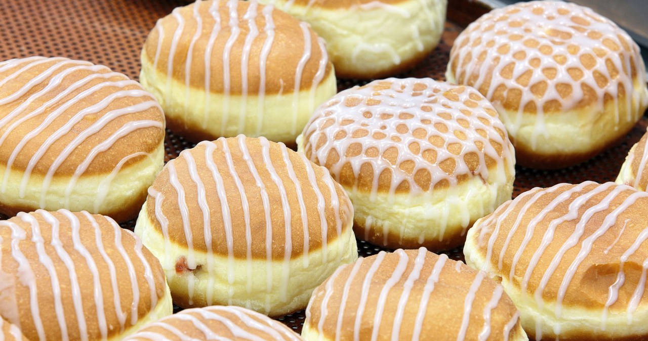 Aby spalić kalorie z jednego pączka, potrzeba około 60-75 minut intensywnego marszu w tempie około 6 km/h. /Picsel /123RF/PICSEL