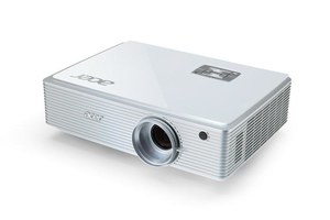 Acer zaprezentował pierwszy na świecie projektor hybrydowy