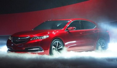 Acura TLX - dwa w jednym