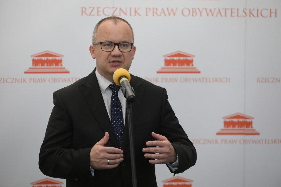 Adam Bodnar podczas konferencji prasowej w związku z zakończeniem sprawowania przez niego urzędu Rzecznika Praw Obywatelskich /Paweł Supernak  /PAP