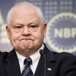 Adam Glapiński kontratakuje. Zmiana struktury organizacyjnej NBP