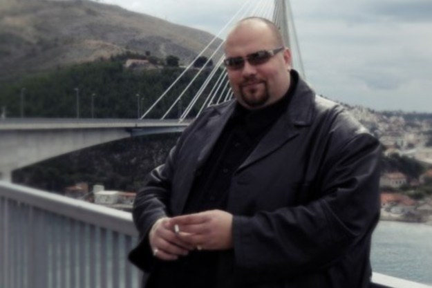 Adam Guerbuez rozesłał na Facebooku 4 mln spamowych wiadomości /materiały prasowe