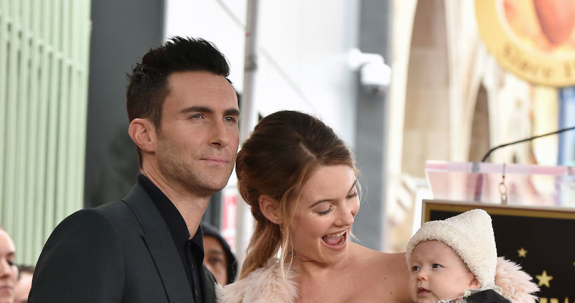 Adam Levine i Behati Prinsloo z córką /AXELLE/BAUER-GRIFFIN /Getty Images