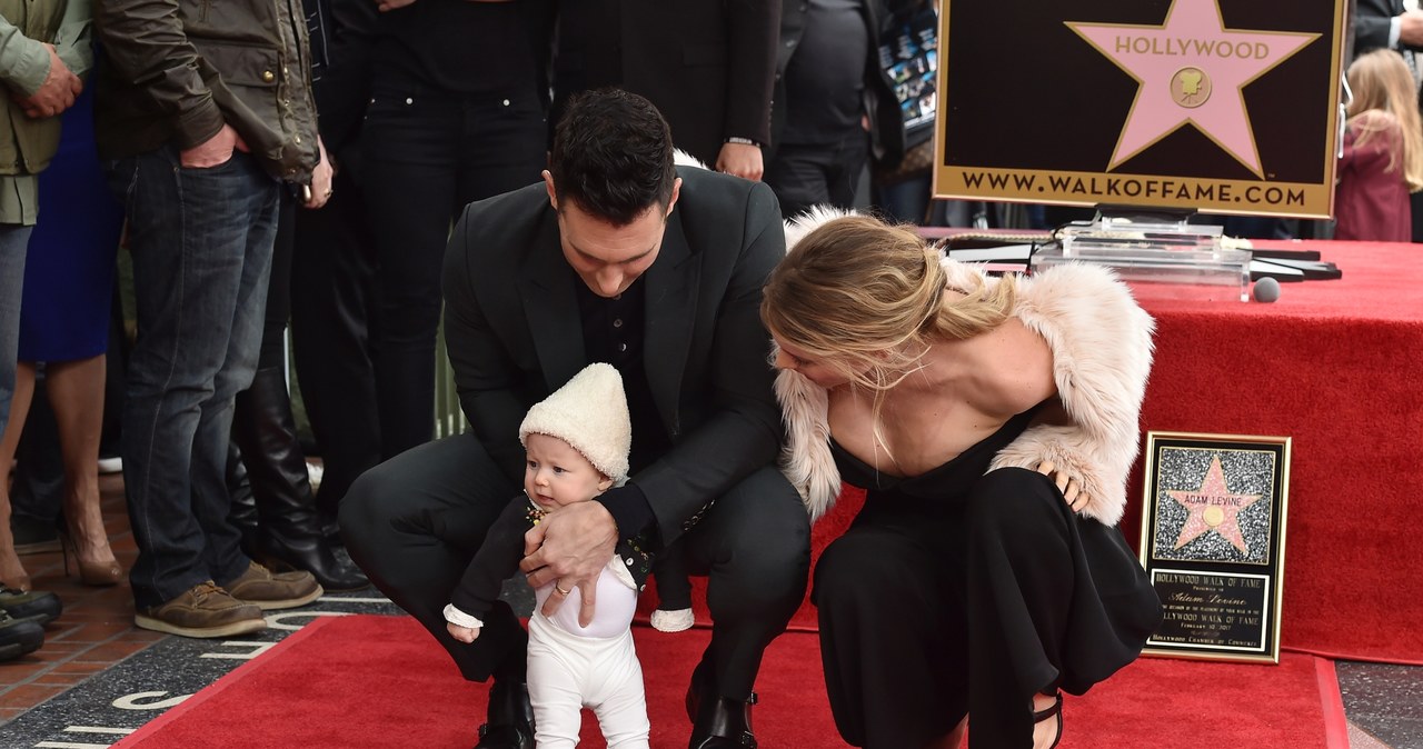 Adam Levine i Behati Prinsloo z córką /AXELLE/BAUER-GRIFFIN /Getty Images