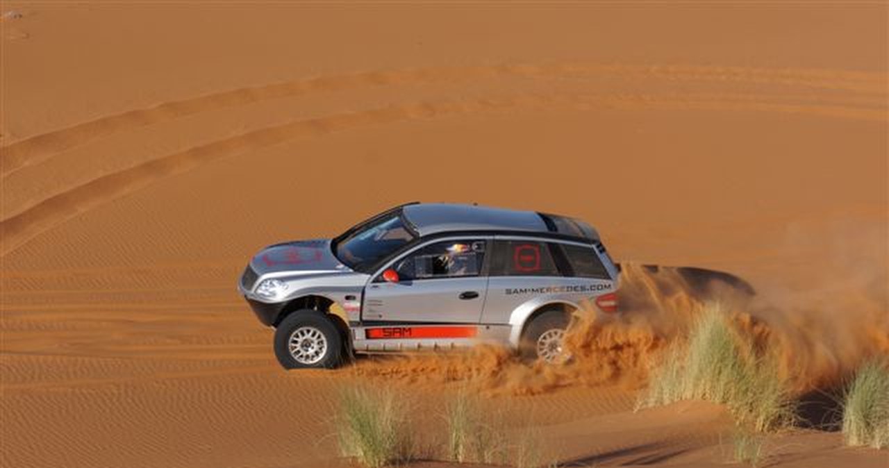 Adam Małysz doskonali swoje rajdowe umiejętności w Maroku