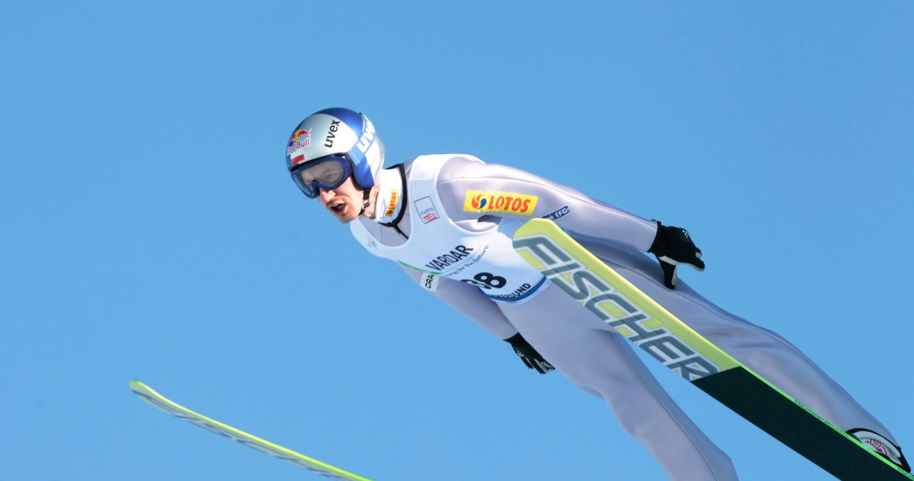 Adam Małysz na podium w Vikersund  
