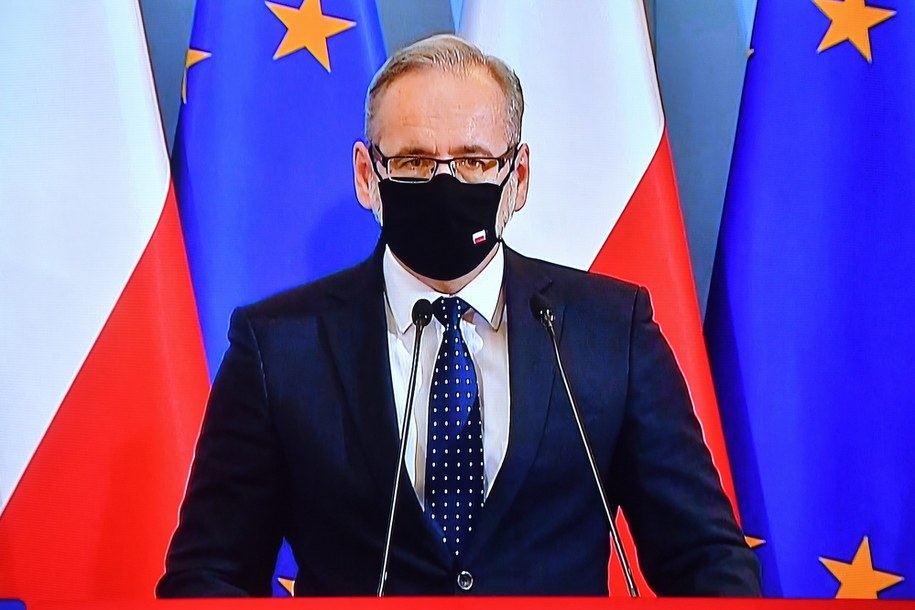 Adam Niedzielski podczas konferencji prasowej / 	Radek Pietruszka   /PAP