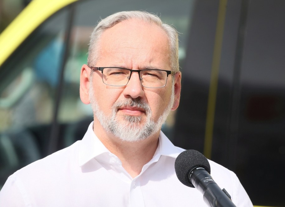 Adam Niedzielski zaatakowany w biały dzień / WOJCIECH OLKUSNIK  /East News