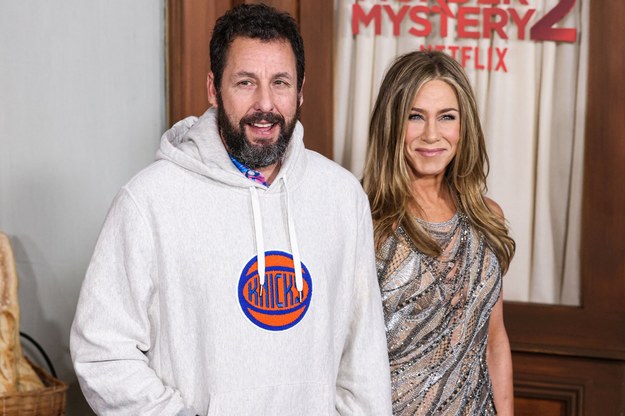 Adam Sandler i Jennifer Aniston znaleźli się w czołówce najlepiej zarabiających aktorów w 2023 roku /Collin Xavier/Image Press Agency ABACA / Abaca Press /East News