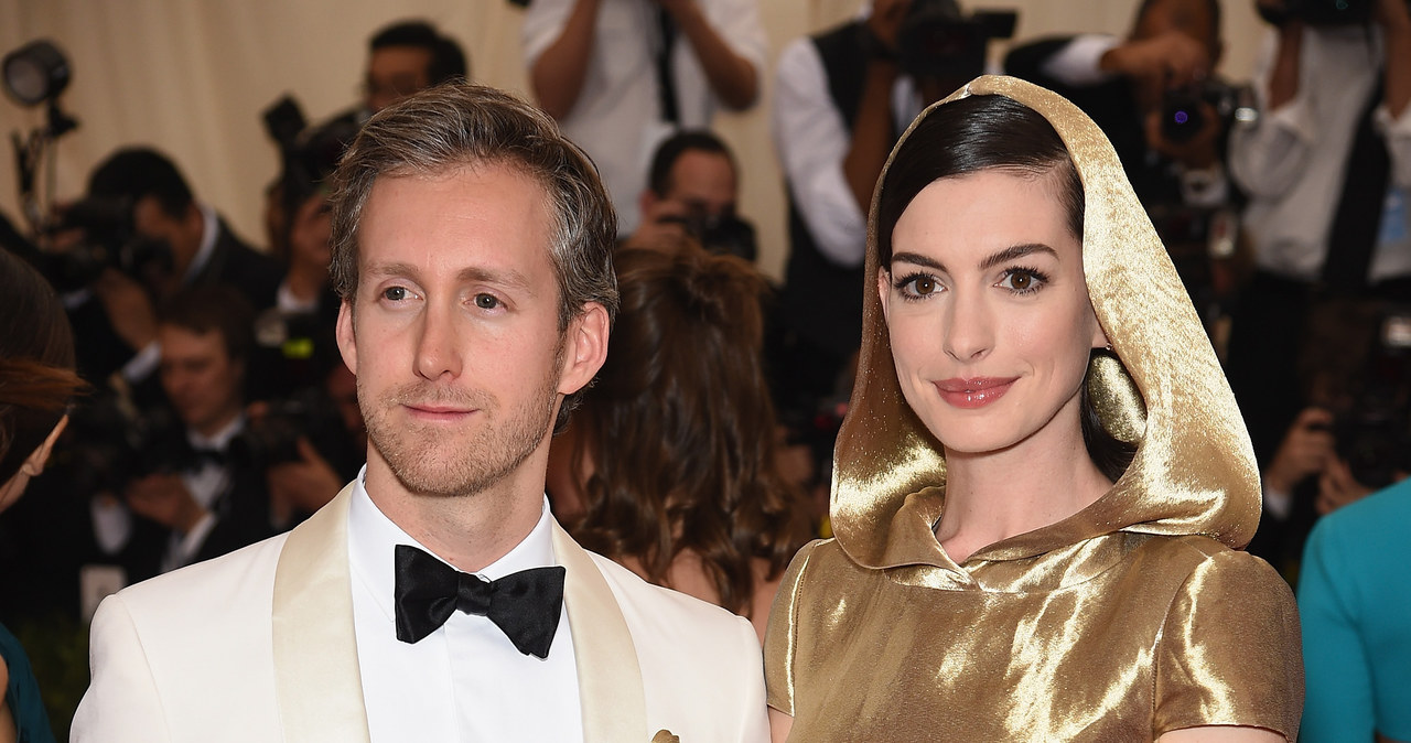 Adam Shulman i Anne Hathaway /Dimitrios Kambouris /Getty Images