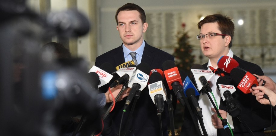 Adam Szłapka i Katarzyna Lubnauer z Nowoczesnej /PAP/Radek Pietruszka    /PAP