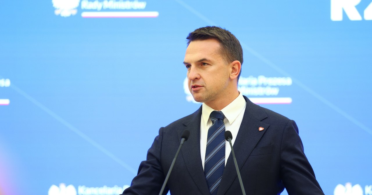Adam Szłapka: Nie ma planów jakichkolwiek zmian w 800 plus /Tomasz Jastrzebowski/REPORTER /Reporter