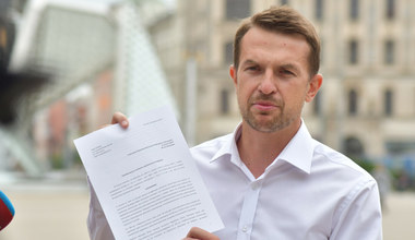 Adam Szłapka składa zawiadomienie do prokuratury na Jarosława Kaczyńskiego. Chodzi o reasumpcję głosowania