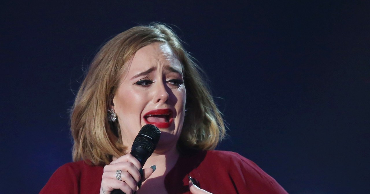 Adele na rozdaniu nagród w londyńskiej arenie O2 /East News