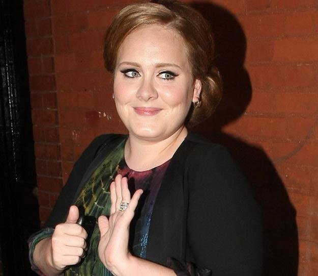 Adele podobno źle znosi cały ten szał na jej punkcie - fot. YAMALYAN / Splash News /East News