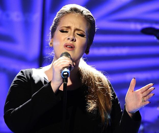 Adele w ciągu kilku miesięcy stała się największą gwiazdą pop - fot. AP/FOTOLINK /East News