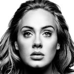 Adele zarobiła 27 mln dolarów w 2014 r. Nic nie robiąc