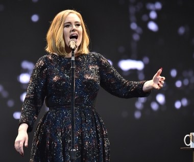 Adele zaskoczyła w Londynie tańcem na scenie! 