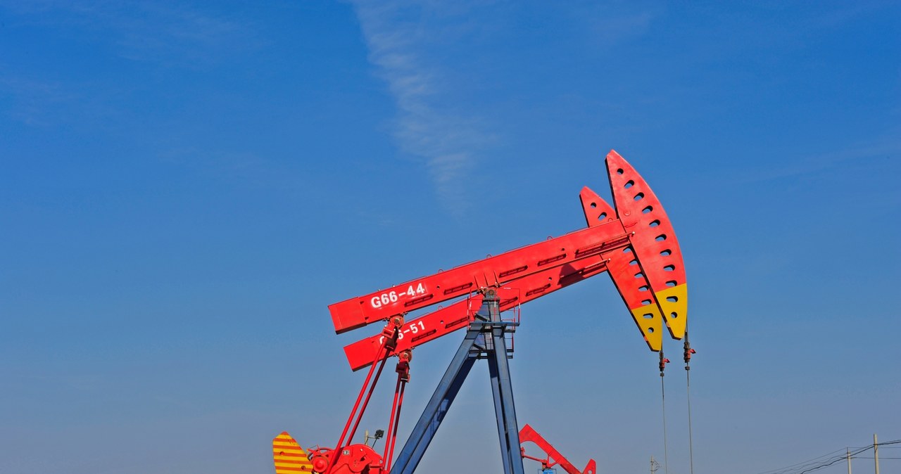 Administracja prezydenta Joe Bidena rozważa uzupełnienie strategicznych rezerw ropy, gdy ceny surowca spadną poniżej 80 dolarów za baryłkę /123RF/PICSEL
