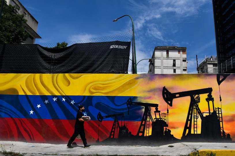 Administracja prezydenta USA Joe Bidena ogłosiła w środę złagodzenie niektórych sankcji wobec Wenezueli /Federico Parra /AFP