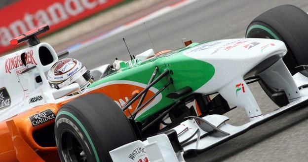 Adrian Sutil zostaje w Force India /AFP