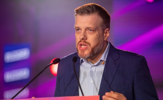 Adrian Zandberg: Skończymy ze "śmieciówkami" w sektorze publicznym 