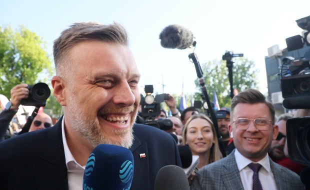 Adrian Zandberg tutaj wygrywa. Sprawdzian z demokracji zdany celująco