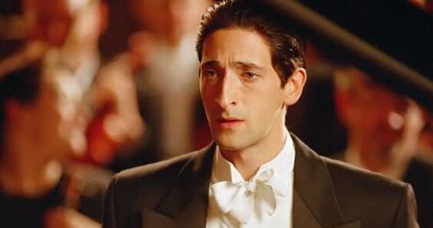 Adrien Brody w filmie "Pianista" /materiały dystrybutora