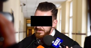 Adwokat od "trumny na kółkach" chce odsiadki w domu. Rzecznik sądu nie pozostawia złudzeń