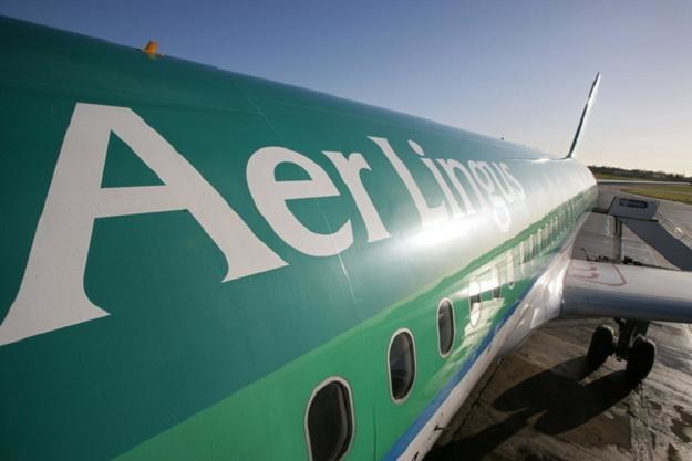 Aer Lingus nie połączy się z Ryanairem /AFP