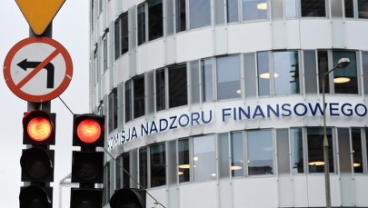 ​Afera KNF: "To, jak działają służby, zakrawa na skandal"