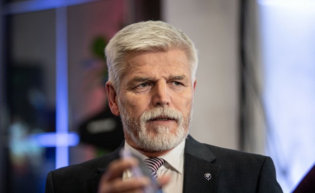 Afera SMS-owa u naszych sąsiadów. Prezydent mówi o szantażu